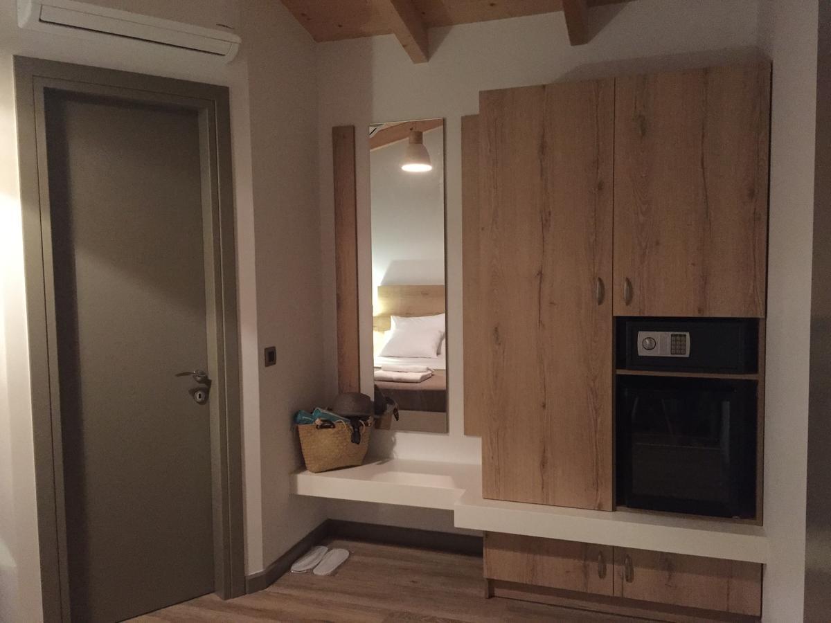 First House * Himare