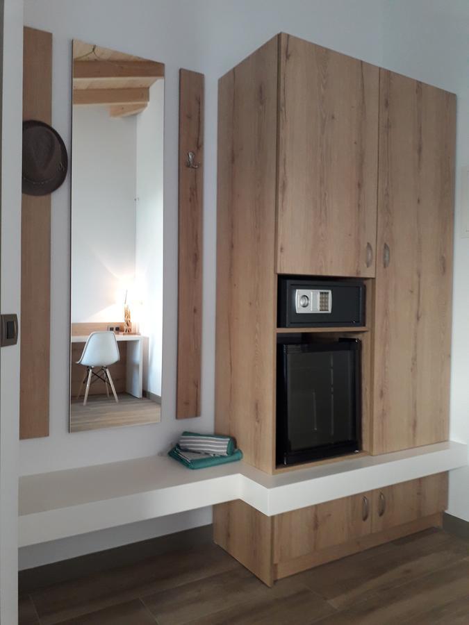 First House * Himare