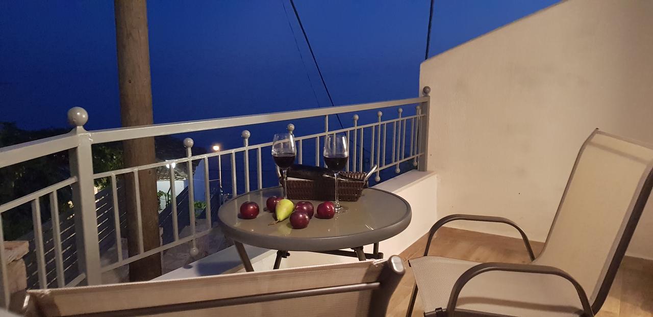 Apartment First House Himare