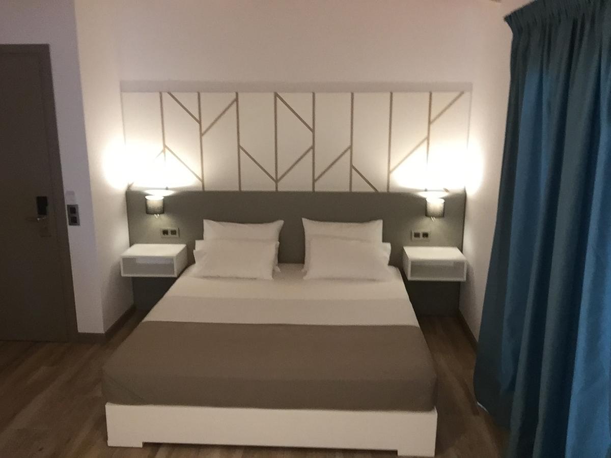 First House * Himare