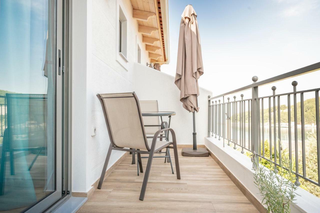 Apartment First House Himare