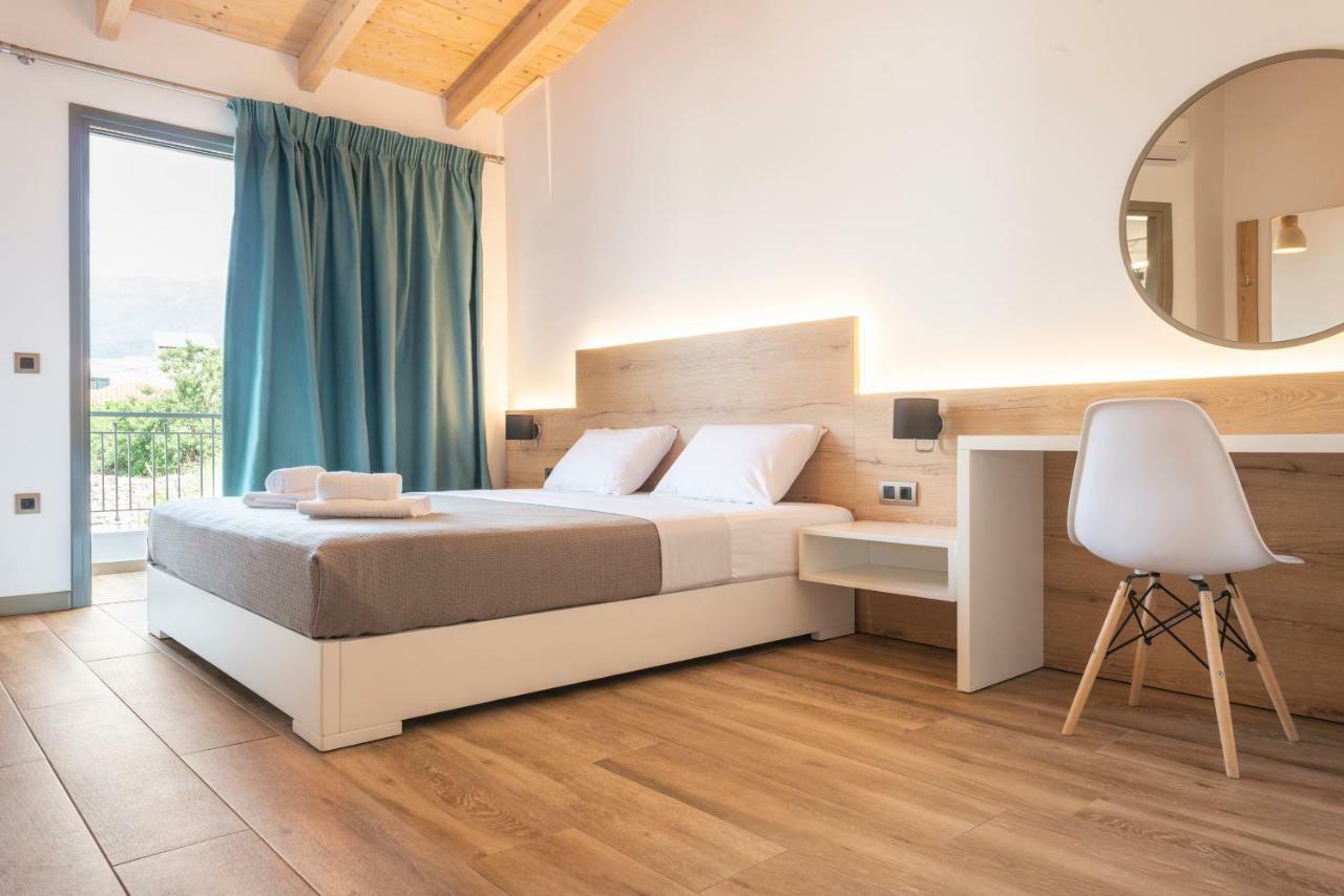 First House Apartment